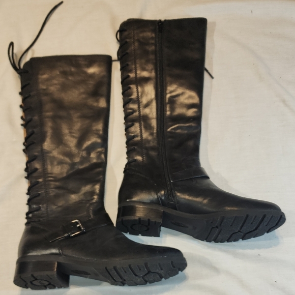 Sofft KRISTIE Knee High Leather Back Lace Up Boots - Picture 3 of 10